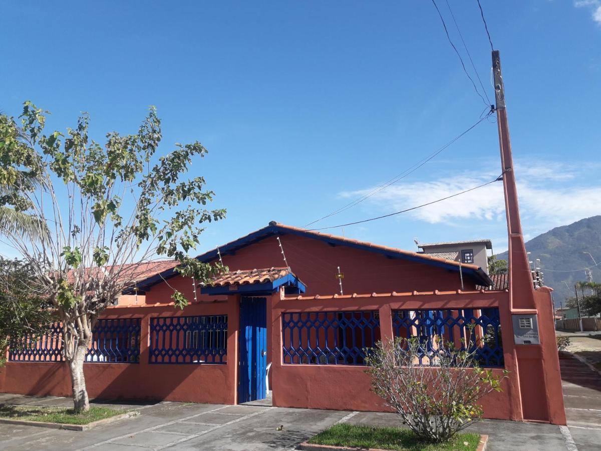 Casa Indaia Bnb - Casa Compartilhada カラグァタトゥバ エクステリア 写真