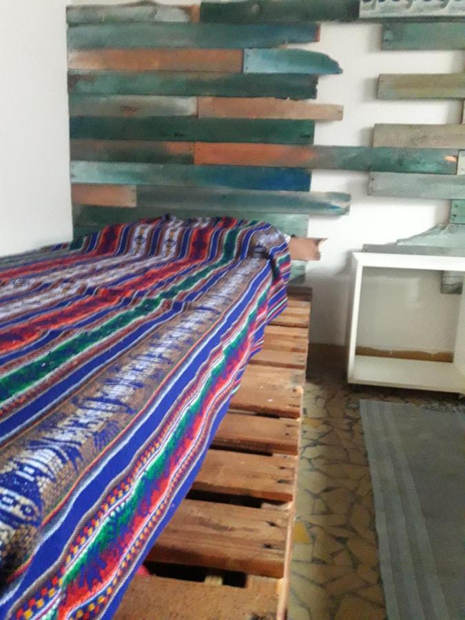 Casa Indaia Bnb - Casa Compartilhada カラグァタトゥバ エクステリア 写真